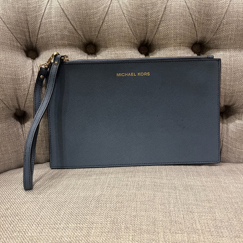 Michael Kors Extra Large Wristlet